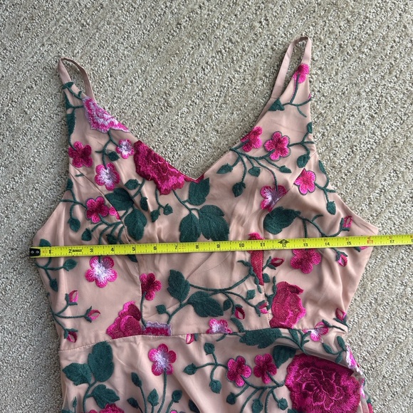 NWT Sam Edelman Rose Embroidery Sleeveless V Neck Midi Dress - Picture 15 of 16